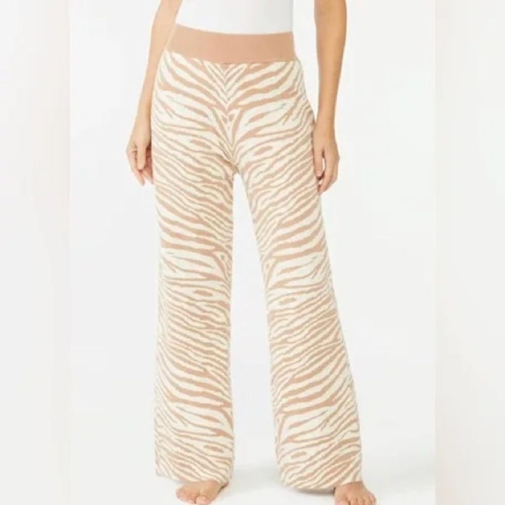 Sofia Intimates by Sofia Vergara Women's Zebra Knit Lounge Wear